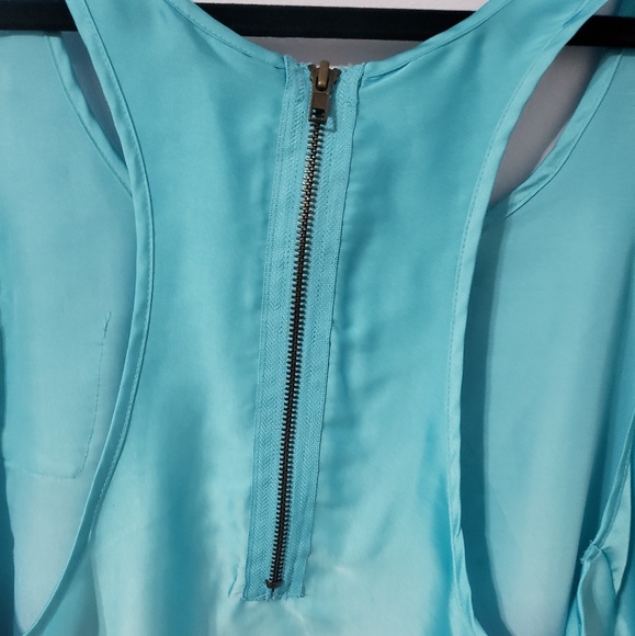 🔖A.N.A Handkerchief Drape Silky Tank Top - Picture 4 of 7